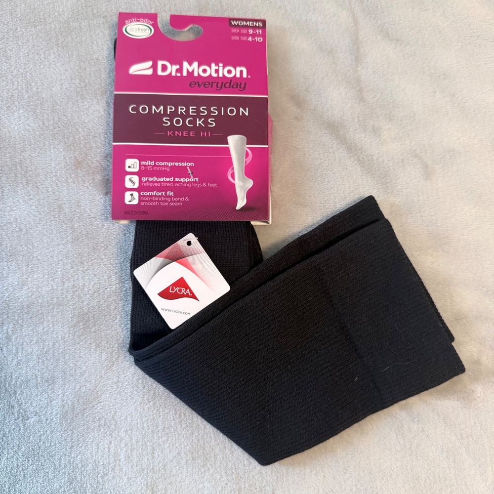 Dr. Motion Women's Knee High Compression Socks Black 8-15 mmHg Size 9-11 NWT